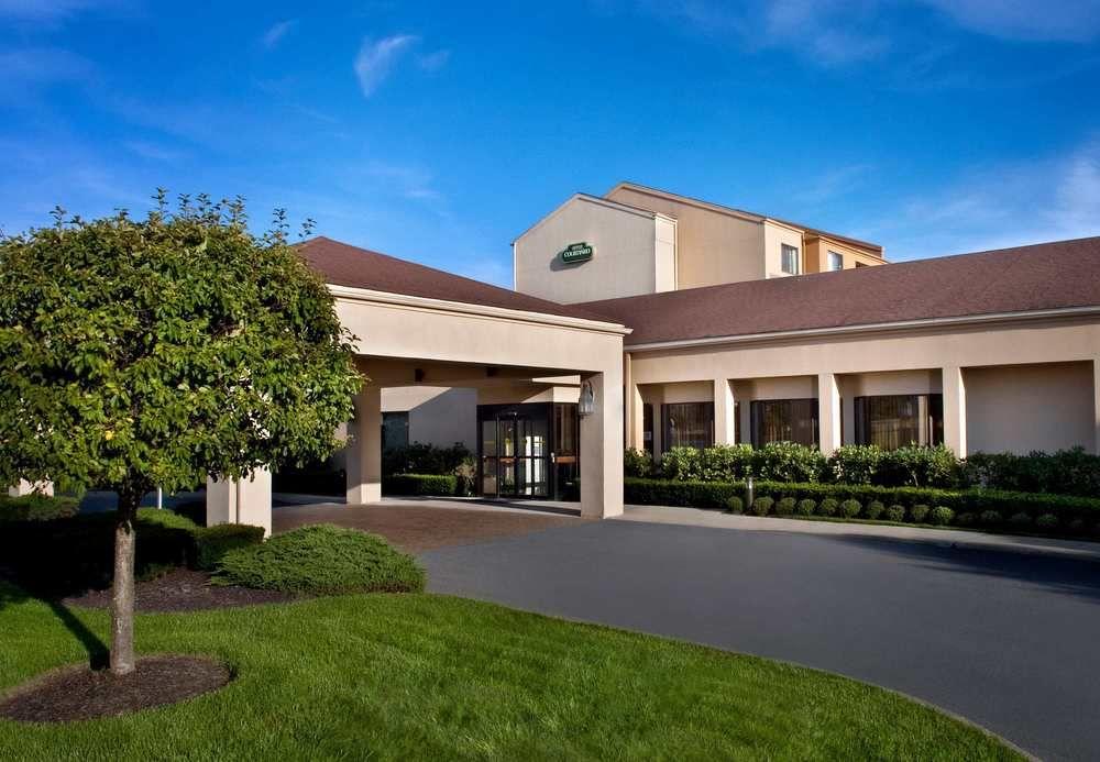 Courtyard By Marriott